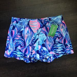 Never worn Lilly Pulitzer Adelia Scuba Short